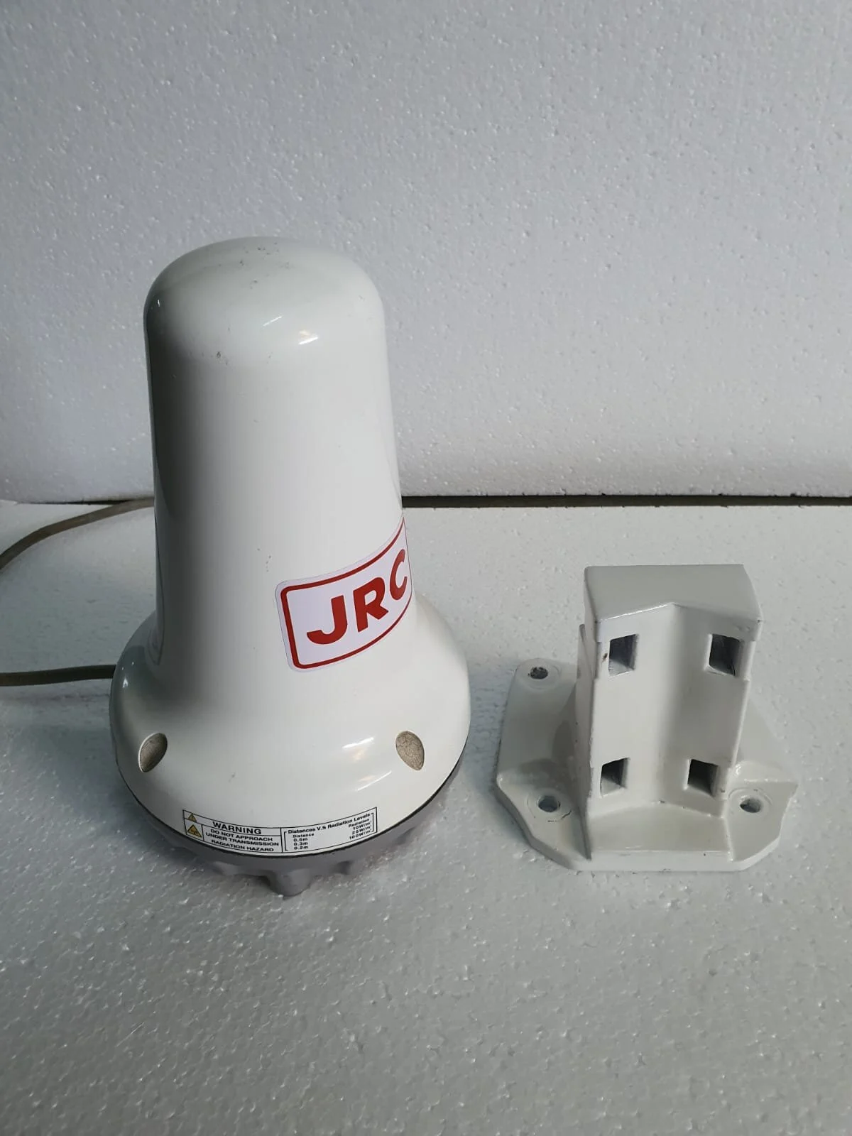 JRC JUE 85 C ANTENNA