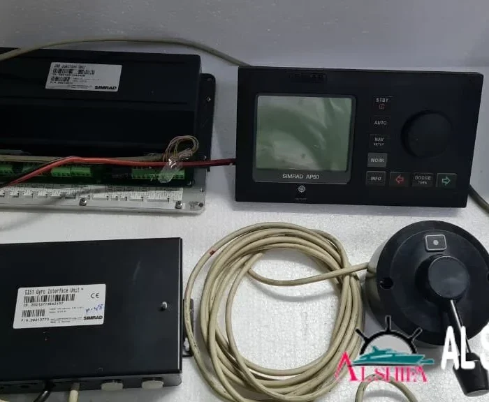 SIMRAD AP 50 AUTO PILOT