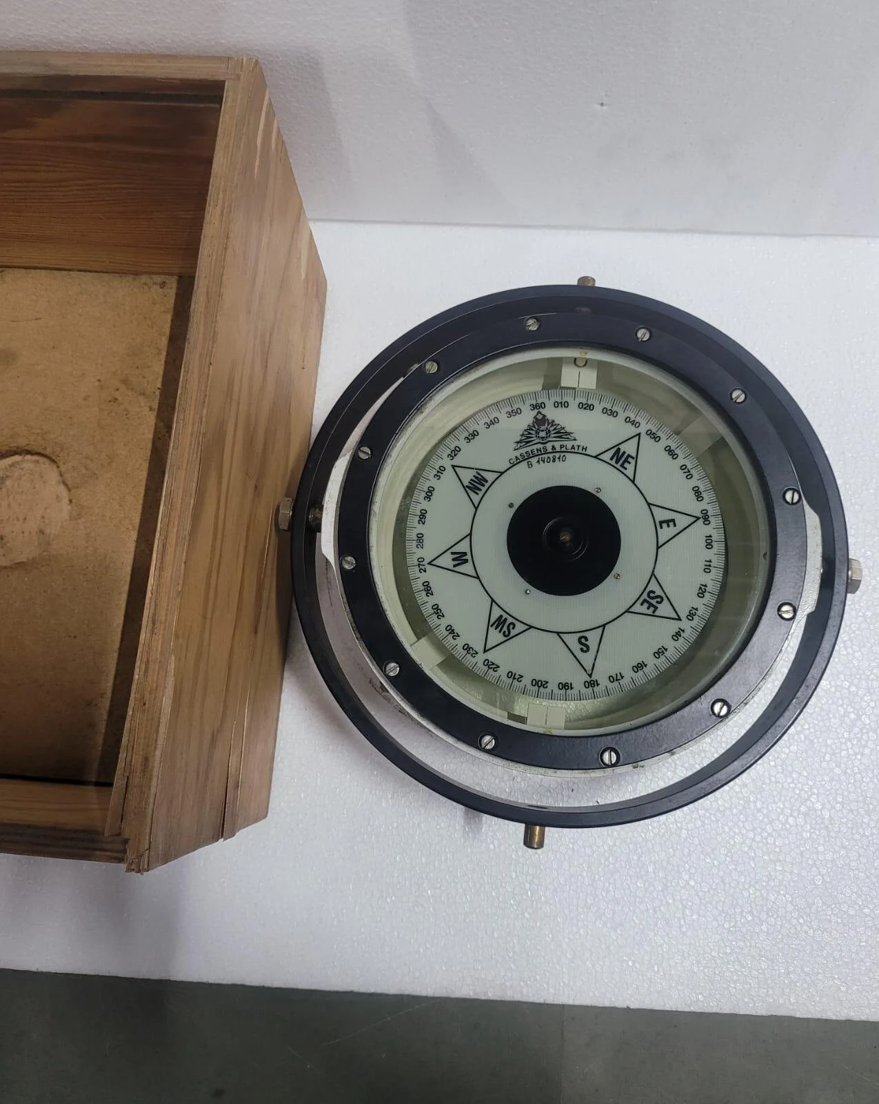 C-PLATH TYPE 21 MAGNETIC COMPASS
